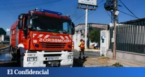 Desalojan parte de Guadalpark en Sevilla por un incendio de pastos cercano al parque acuático