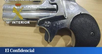 Detenido en Palma por amenazar con una escopeta simulada a una camarera que se negó a servirle más alcohol