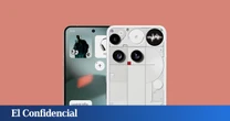 Me he pasado dos semanas con el móvil más raro y divertido que puedes comprar