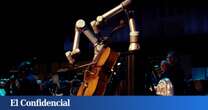 Fusión tecnológica: un robot toca junto a humanos en una orquesta sinfónica