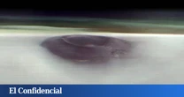 La NASA fotografía Marte y encuentra una imponente estructura asomando por encima de las nubes