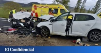 Un matrimonio y sus dos hijas, heridos leves en un accidente de tráfico al volcar su turismo en Yecla (Murcia)