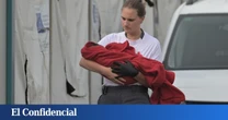 "Lanzó a un niño de cinco años por la borda, pero no lo podemos detener porque era alta mar"