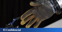 Crean una mano robótica con piel 'casi humana' y consiguen que sea capaz de sentir dolor