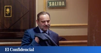 Ferraz ve a Ábalos tras los mensajes filtrados, pero la orden es no atacarlo