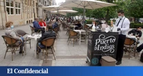 Una conductora arrolla a dos mujeres en una terraza en Gijón al perder el control del coche
