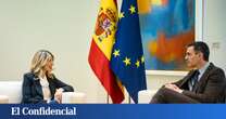 La política española toca fondo en el peor momento posible