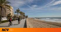 Descubre el paseo marítimo más largo de Cataluña: 5 km llenos de historia, restaurantes y frases de escritores en la Costa Dorada