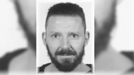 Adwokat od „trumien na kółkach” poszukiwany przez policję. Ma do odbycia karę