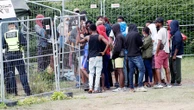 Łukaszenka prowokuje kryzys migracyjny. Premierzy Polski i Litwy apelują do UE