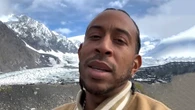 Ludacris sparks concern by drinking glacier water in Alaska as fans warn him about dangerous ‘bacteria and viruses’