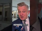 Kontrowersje wokół Bąkiewicza i niemieckiej kroplówki