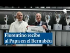 Así recibió Florentino al papa León XIV en el Bernabéu, con camiseta del Madrid incluida