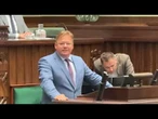 Awantura w Sejmie po wyjściu na mównicę Ćwika. "Połącz kropki" - krzyczano