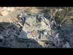 Gaza, fra le macerie dopo un attacco israeliano a Deir El-Balah