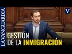 Un diputado del PP catalán propone expulsar “en avión o nadando” a los migrantes que delincan
