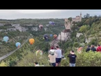 Francia, le mongolfiere "colorano" i cieli su Rocamadour