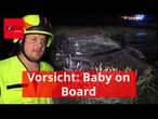 Fahrerin zerlegt ihren Audi - dann kommt im Rückstau ein Baby auf die Welt