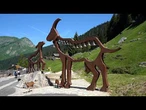 Les chèvres circulent librement dans ce village des Alpes françaises