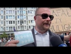 „Ruskie gwiazdki” dalej z posłem Zembaczyńskim. Ekipa Republiki zaatakowana na marszu Trzaskowskiego