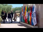 G7, Meloni accoglie il Primo Ministro indiano Modi che la saluta con il tradizionale "Namaste"