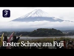 Ein Hauch von Winter über Japans Wahrzeichen