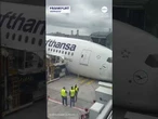 Airport workers injured after 787's nose landing gear collapses in Frankfurt