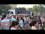 Meloni amica dei "dick-tators", polemica per i cartelli di +Europa al Pride Roma contro la premier