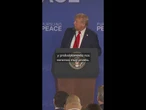 Trump humoriza sobre la invitación de Putin para una reunión en Rusia: "Recibiré presión" #shorts