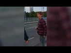 HIT! Niemka atakuje Ruch Obrony Granic i przepycha do nas nielegalnego migranta!