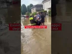 Esonda il Seveso: il salvataggio degli anziani bloccati in casa