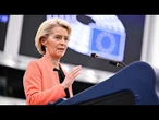 Face à une motion de censure, Ursula von der Leyen dénonce les "marionnettes russes"