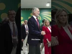 Felipe VI, con los jugadores de la selección en el vestuario: "Menudo partido. Ha sido leñero"