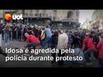 Idosa é agredida pela polícia durante protesto contra Milei na Argentina