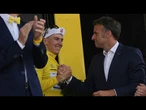 Tadej Pogačar reprend le maillot jaune sous les yeux d'Emmanuel Macron