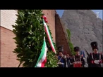 Mattarella depone due corone d alloro a Porta San Paolo e al Parco della Resistenza