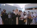 Papa Prevost inaugurava un impianto di ossigeno in Peru' durante la pandemia