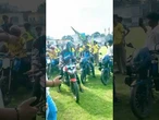 Moradores de Bangladesh vão às ruas em homenagem ao Brasil para a Copa do Mundo