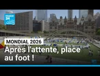 Le Mondial entre en scène avec le match d'ouverture • FRANCE 24