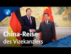 Besuch in Peking: Klingbeil will in China die Position deutscher Unternehmen stärken