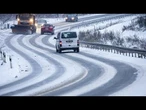 Les fortes chutes de neige causent des perturbations dans toute l'Europe