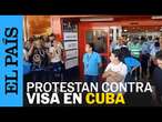 CUBA | Pasajeros inconformes en el Aeropuerto de La Habana protestan contra Wingo | EL PAÍS