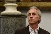 Travaglio: "Io icona gay? Non so perché". E su Berlusconi...