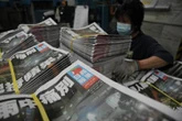 Oggi l'ultima copia dell'Apple Daily. Così Pechino schiaccia l'informazione