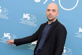 Saviano "scappa", Scanzi potente e Buffon: quindi, oggi...