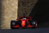 Schiaffone rosso per Hamilton: impresa di Leclerc