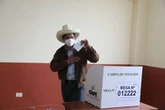 Castillo vola verso la vittoria e chiede l'arresto per la Fujimori