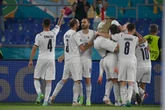 "Mamma... li azzurri". L'ItalMancio si accende e crolla il bunker turco