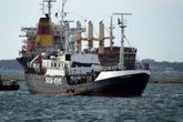 Porto spalancato per la Sea Eye: il maxi sbarco