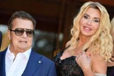 Le rose, l'aborto e i guai giudiziari: la storia d'amore tra Valeria Marini e Vittorio Cecchi Gori
